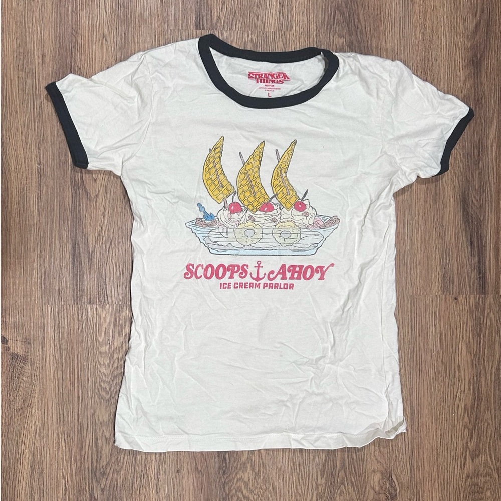 Vintage Style Stranger Things Graphic Women’s T-Shirt